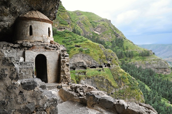 Gruzie - Vardzia a kaňon řeky Mtkvari